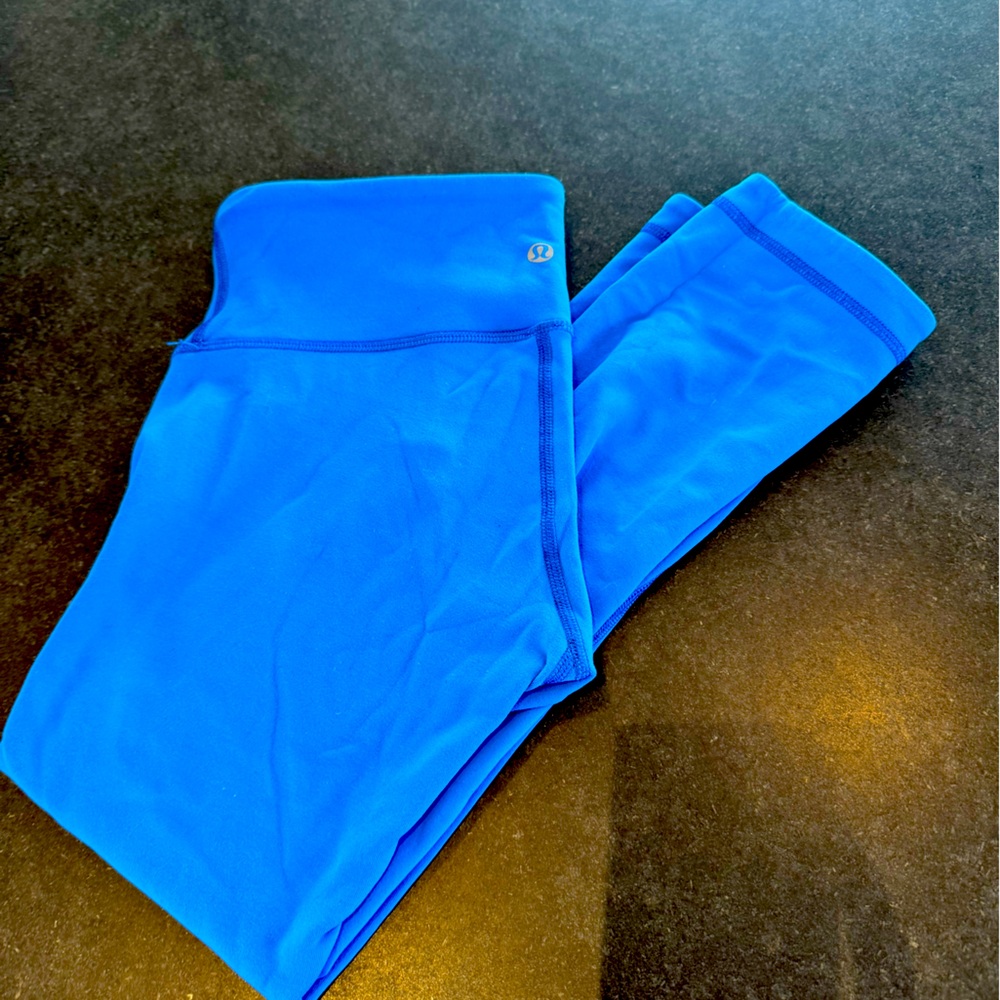Lululemon Size 4 crop pants